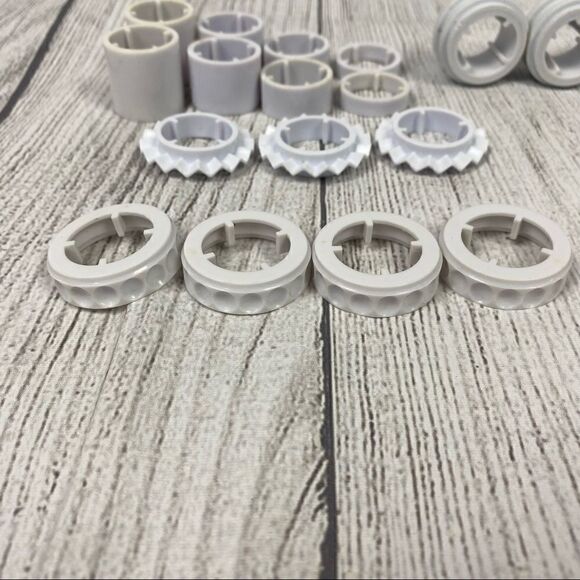 Wilton mini fondant ribbon roller - Picture 4 of 9